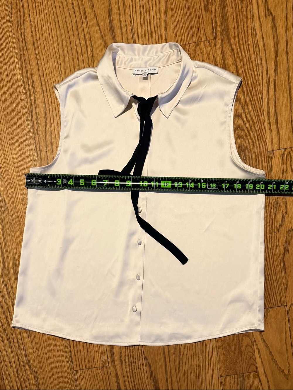 *Maison d’Amélie Paris Satin Tie Neck Sleeveless Blouse Med-Ivory Quiet Luxury - Picture 8 of 13